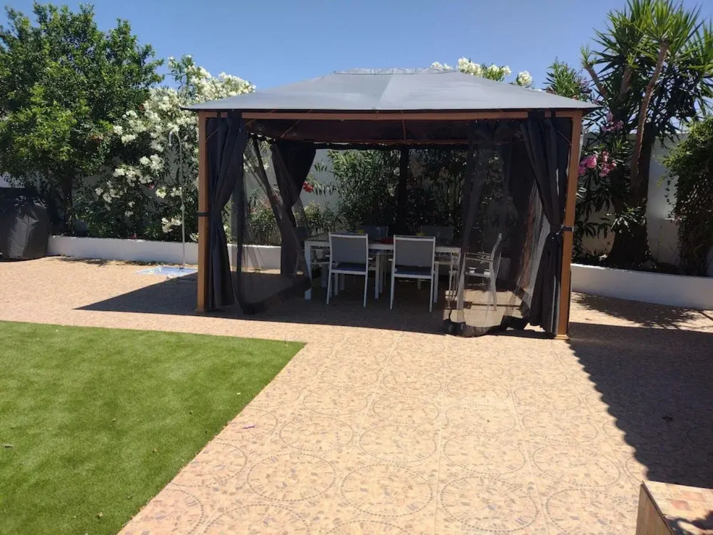 Belvilla by OYO Villa La Casita