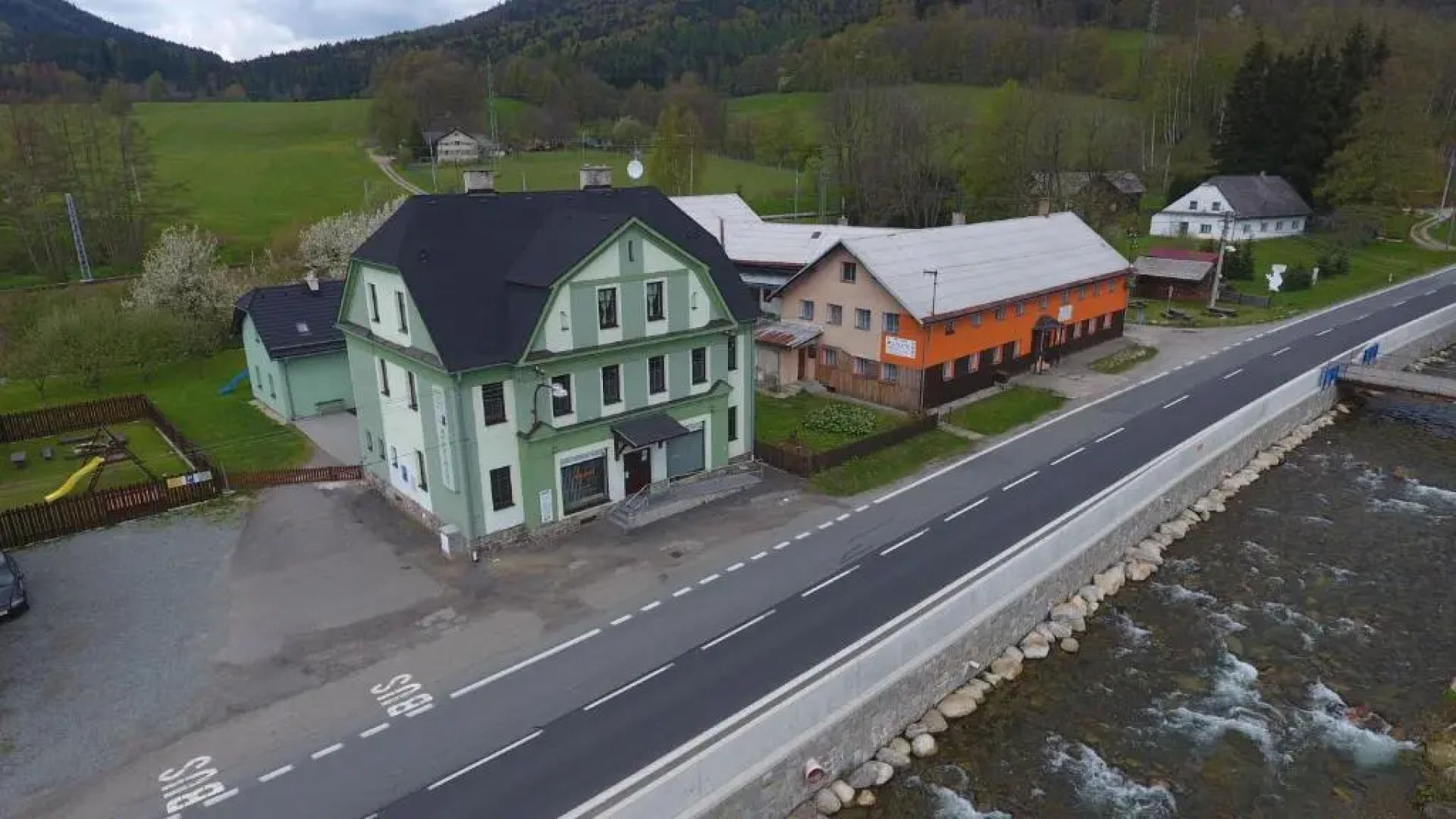 Apartmánové ubytování v Koutech