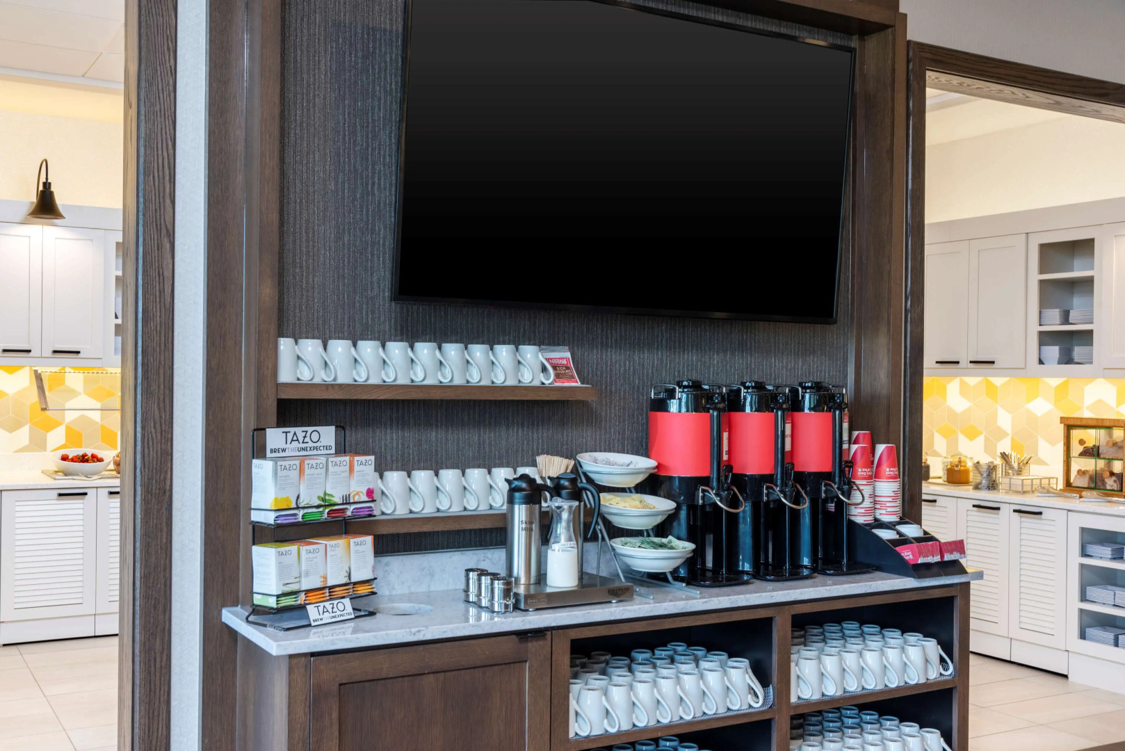 Hyatt Place Flint / Grand Blanc