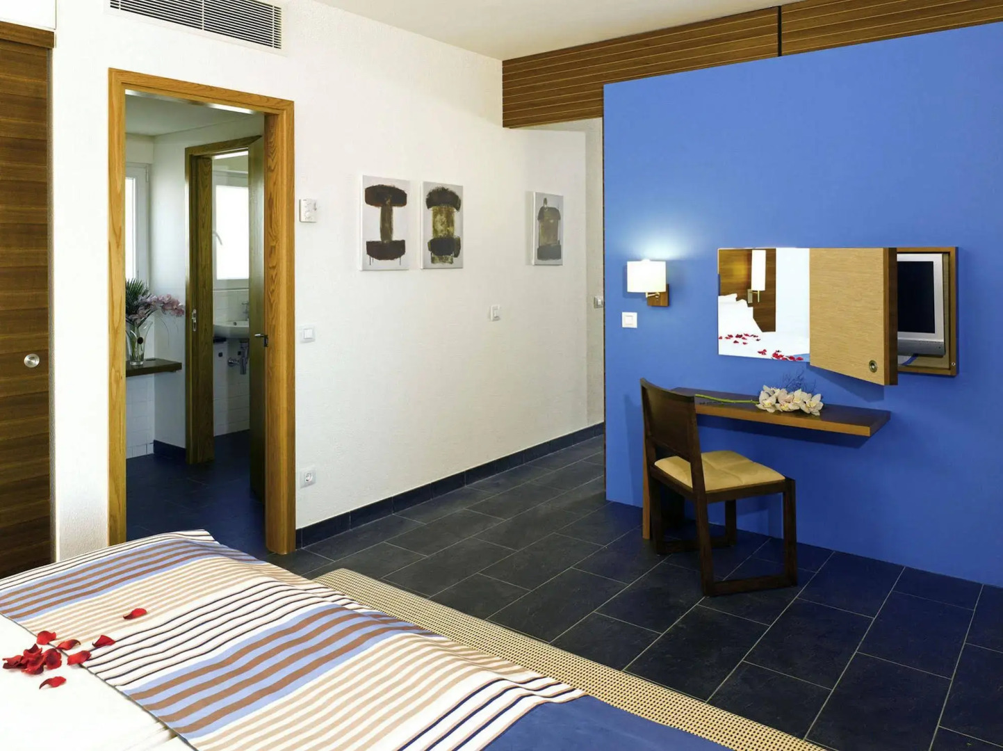 Отель Robinson Quinta da Ria