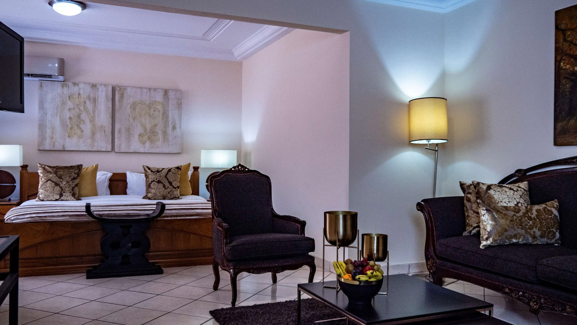 Oak Plaza Hotel - East Legon