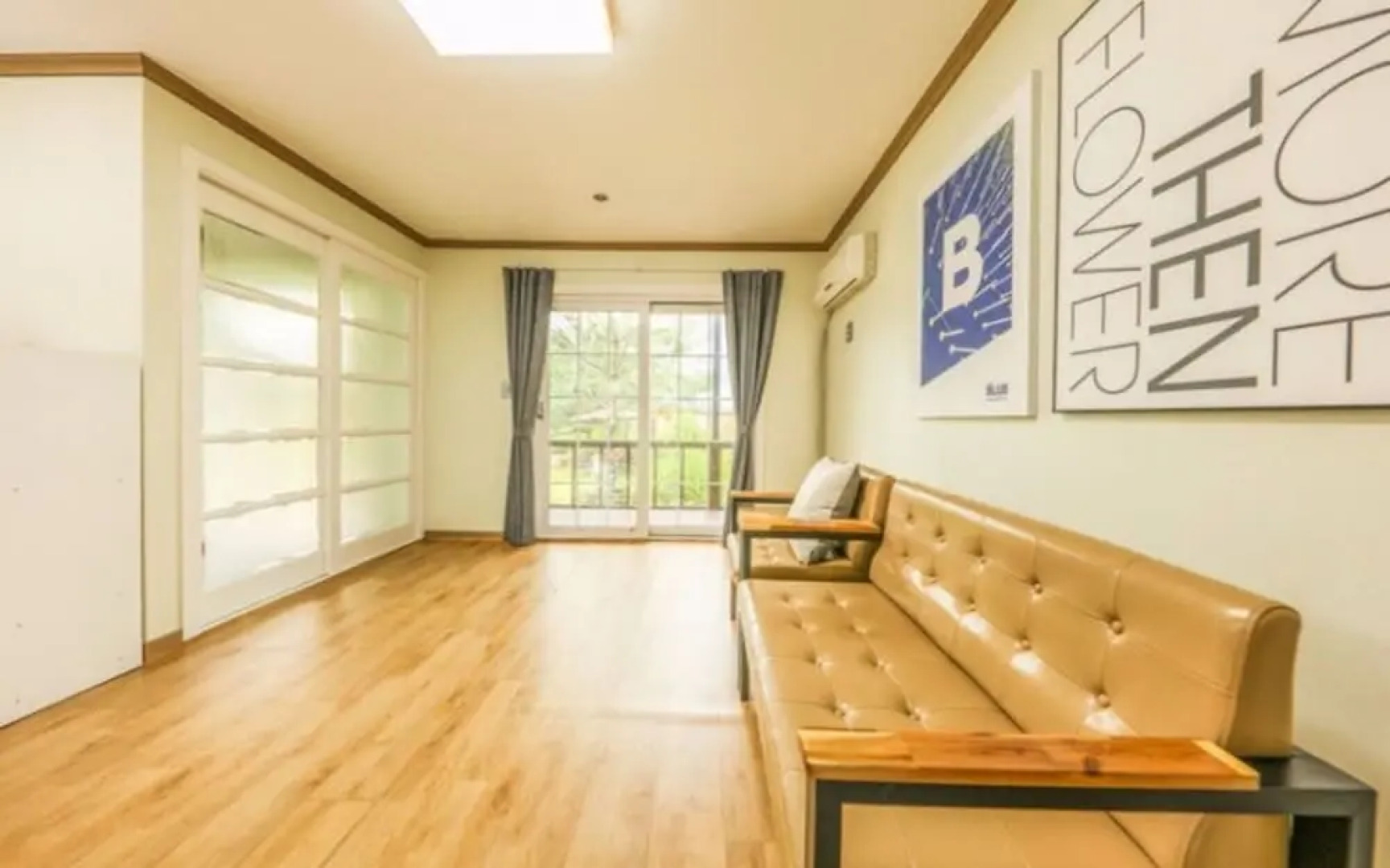 Mungyeong Tyrol Pension