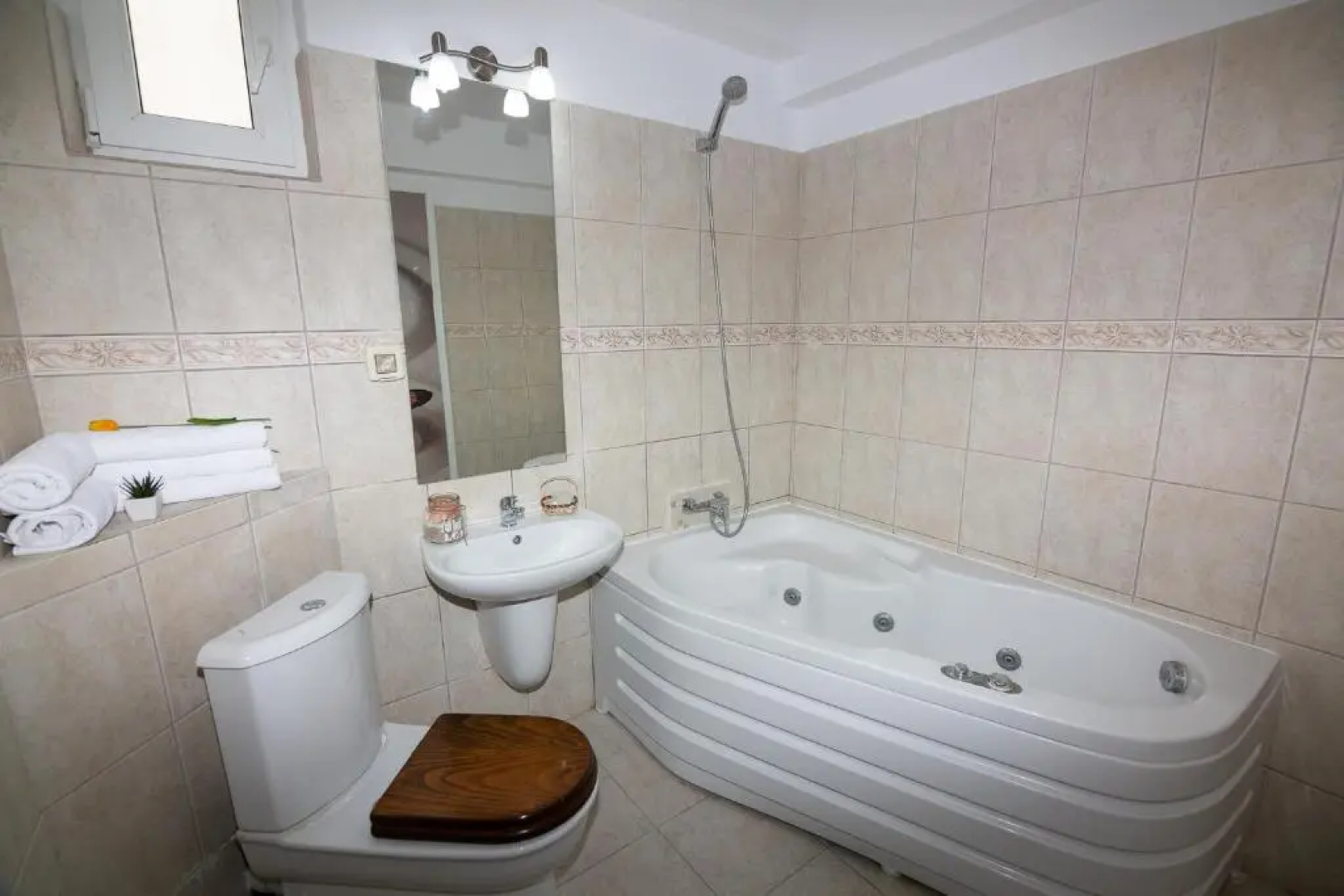 Vila Adriano
