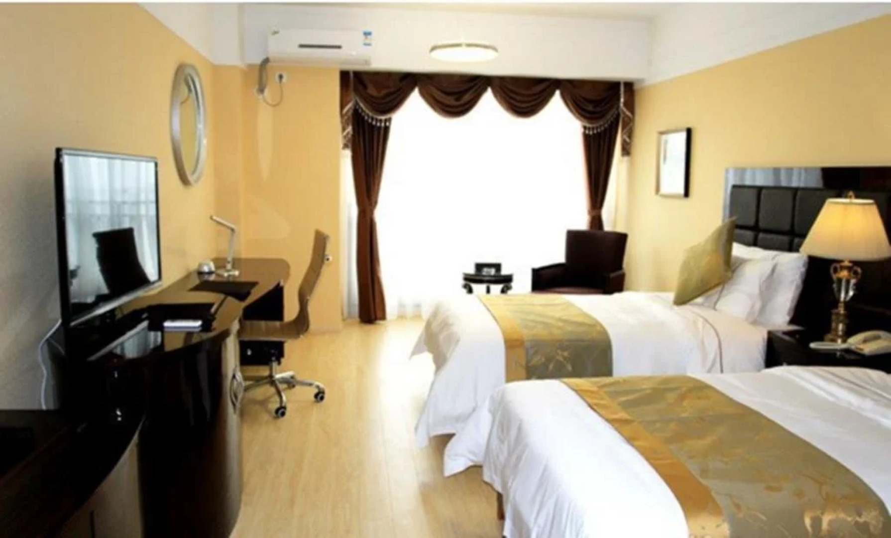 Chengdu Man Ya Hotel