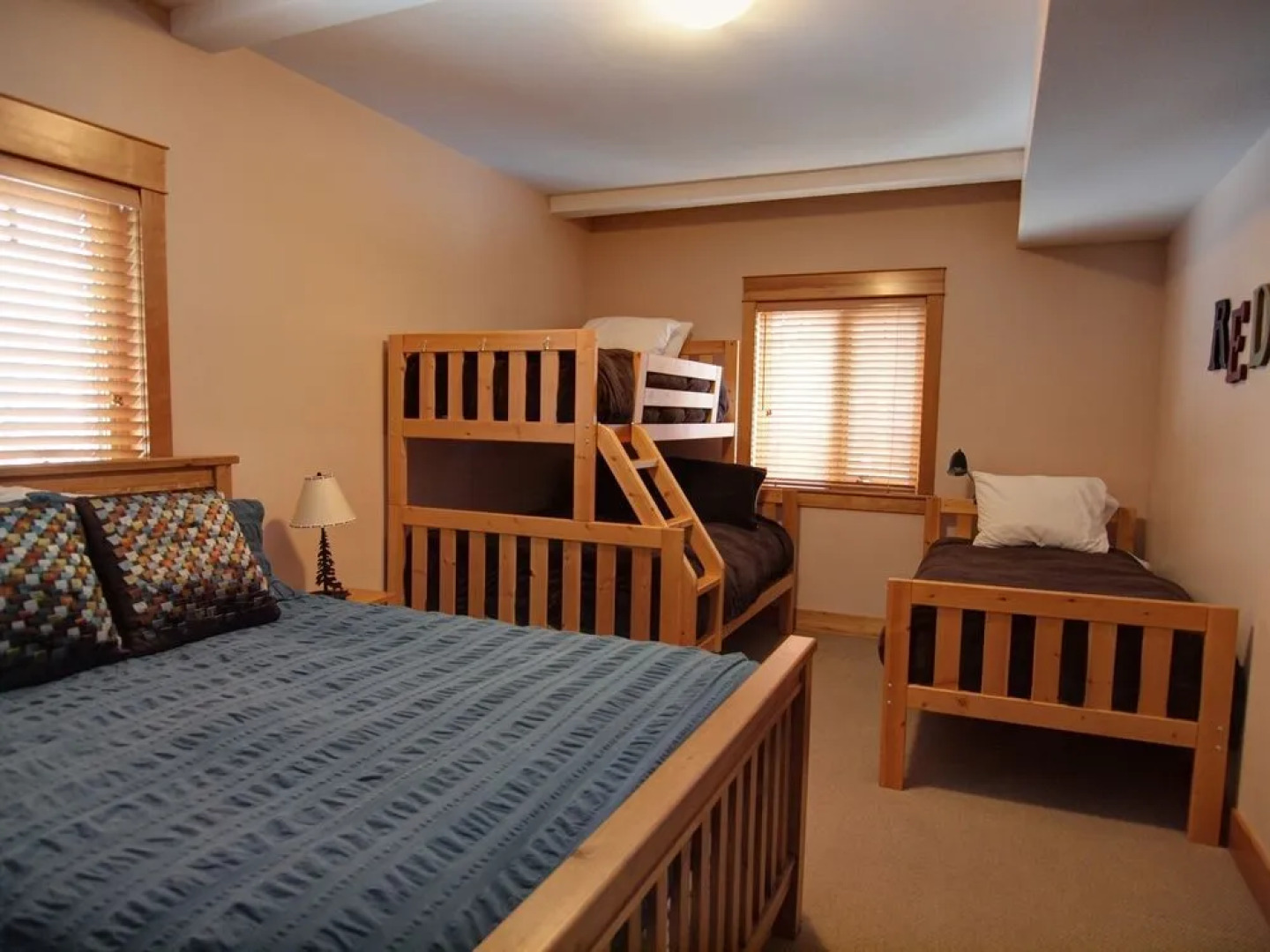 Mountain Town Properties Cascade Lodge 3A