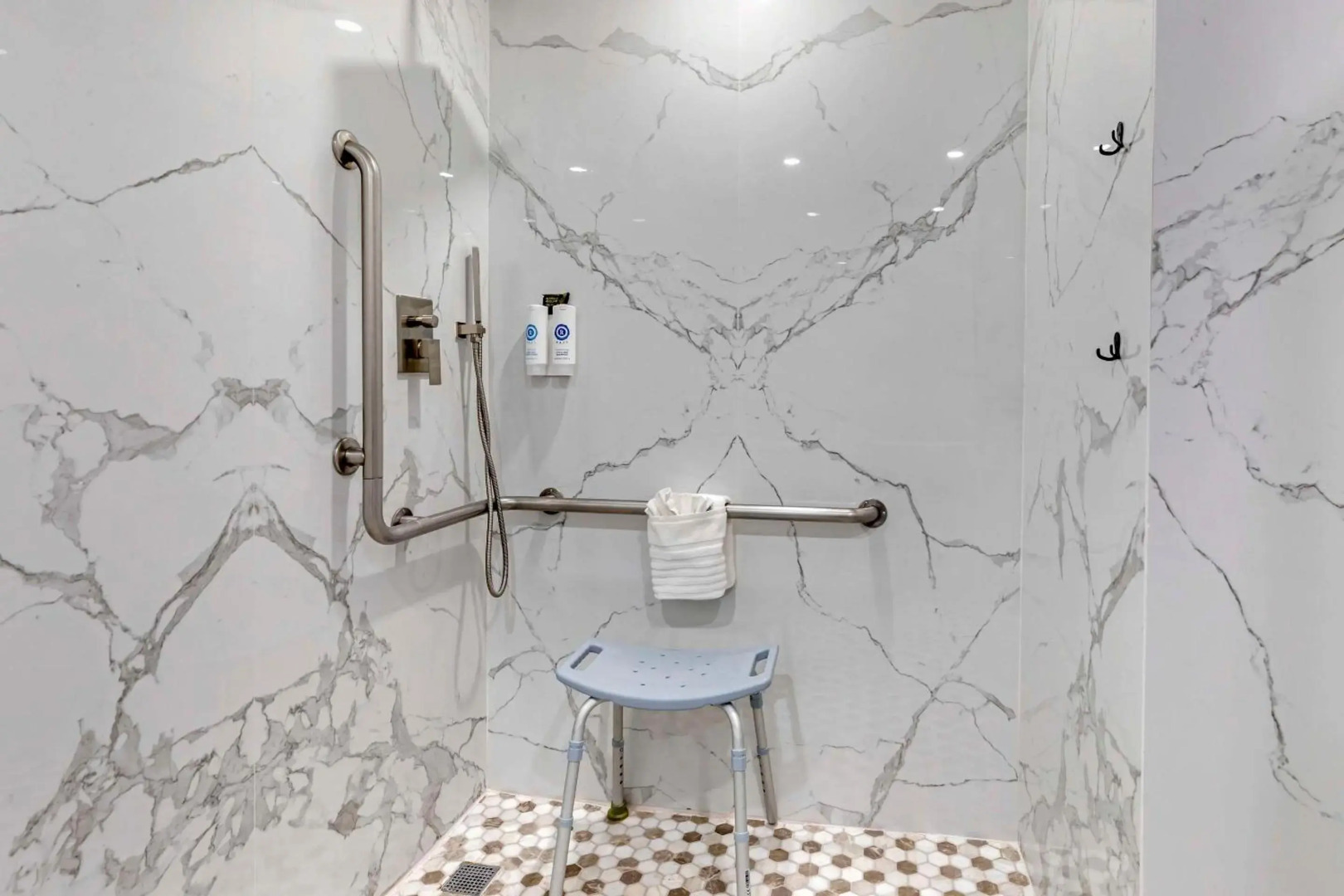 Comfort Inn & Suites Irvine Spectrum