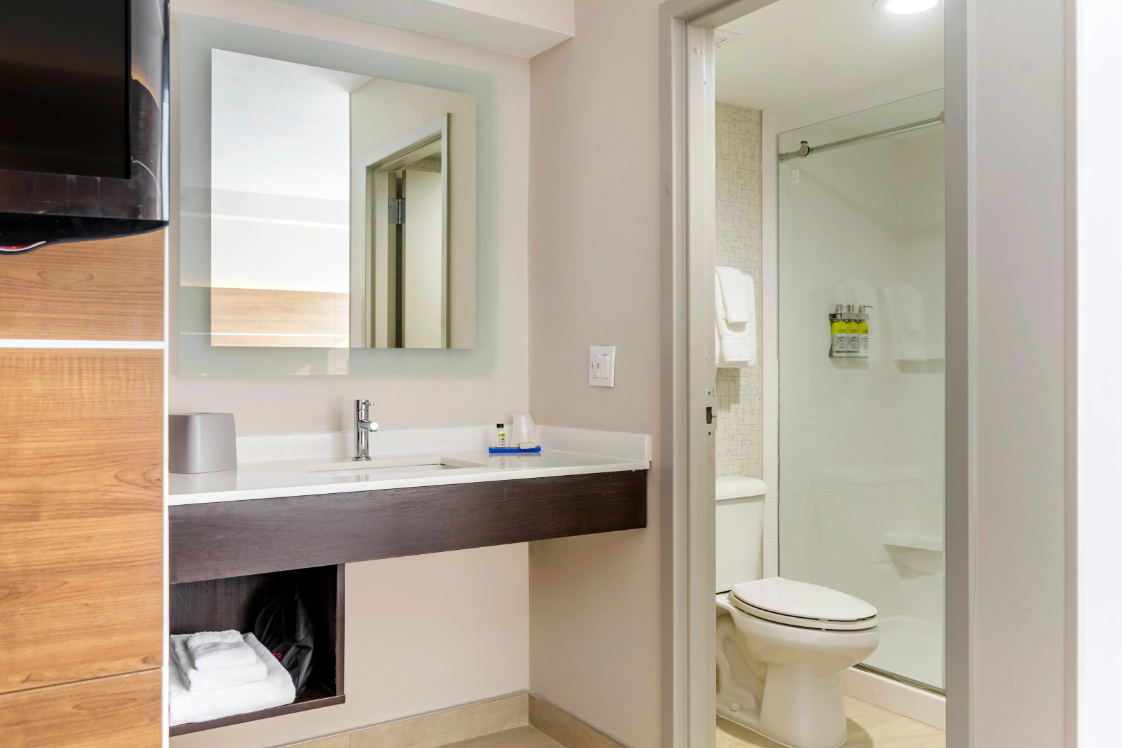 Holiday Inn Express Hotel & Suites Albuquerque Midtown by IHG