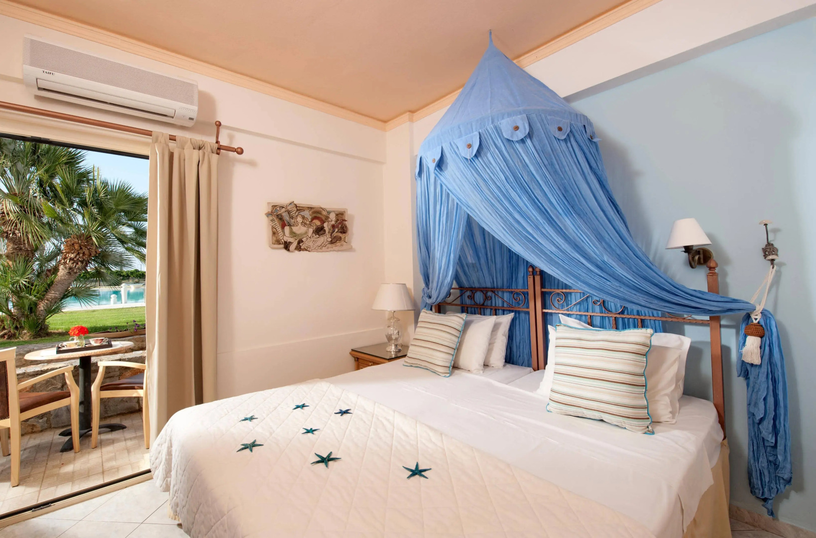 Socrates Hotel Apartments