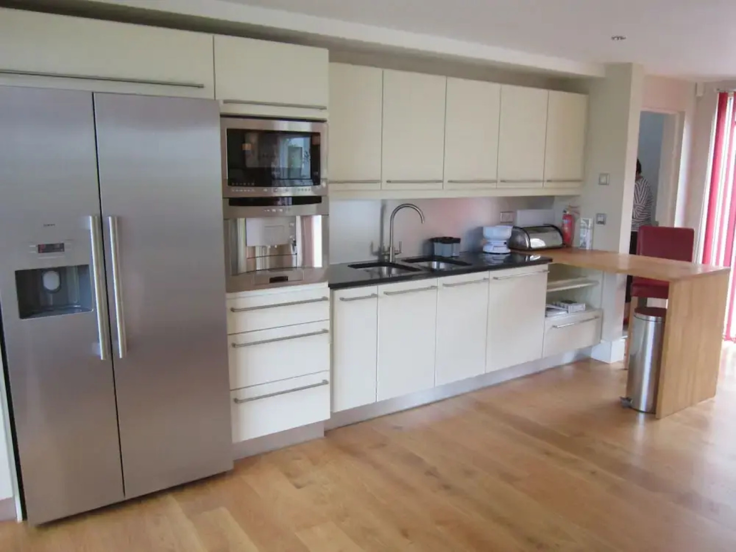 Large Detached Home to Sleep up to 10 People Just 5 Mins From Kenmare Town