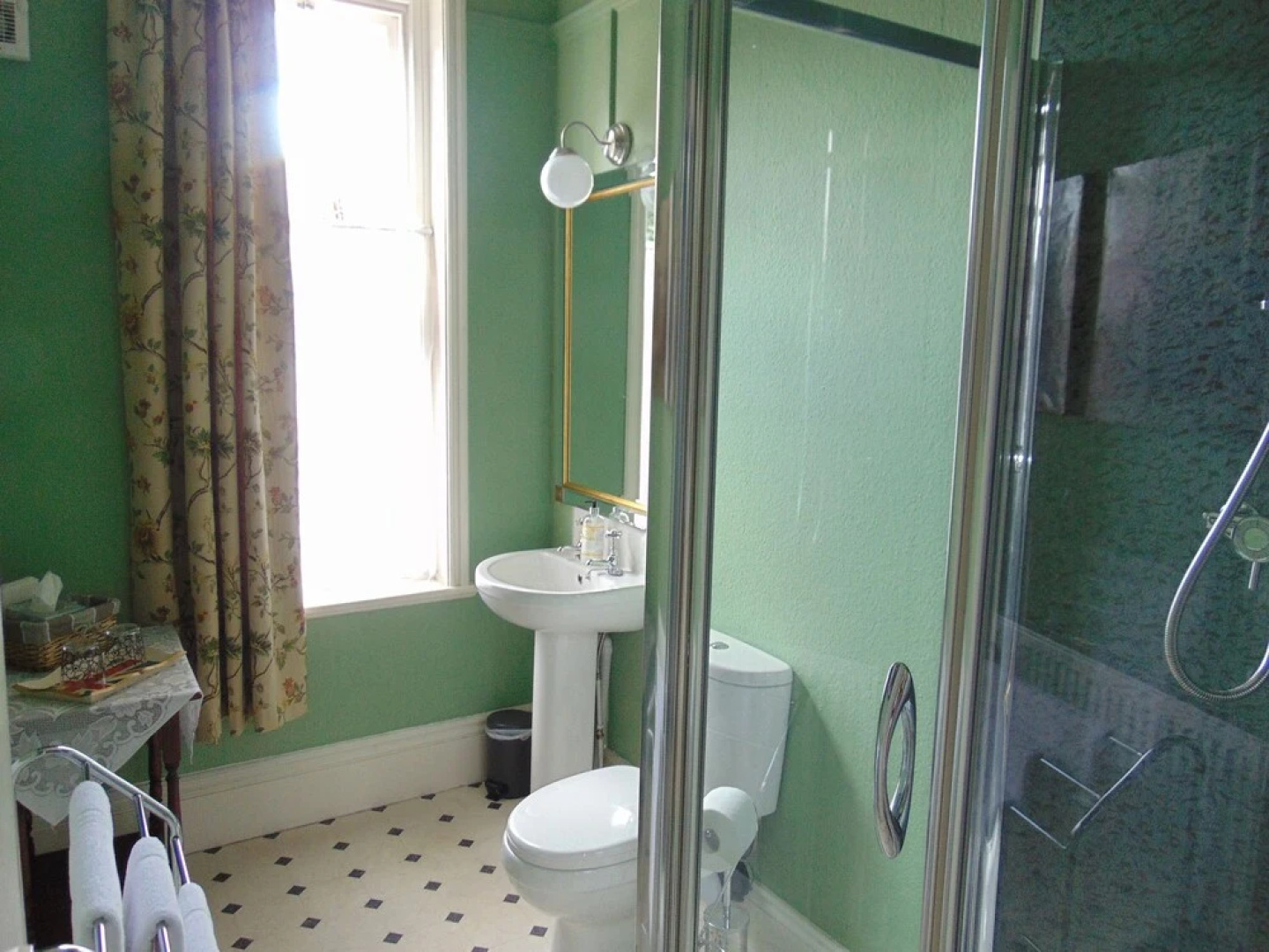 Holywell Guest House