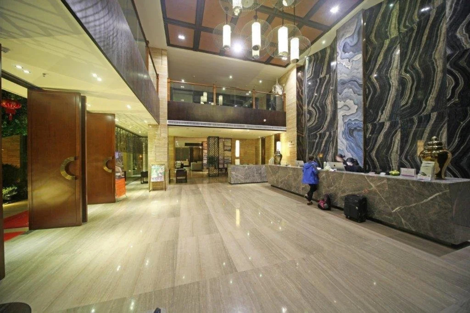 Oriental Xuanyi Holiday Hotel