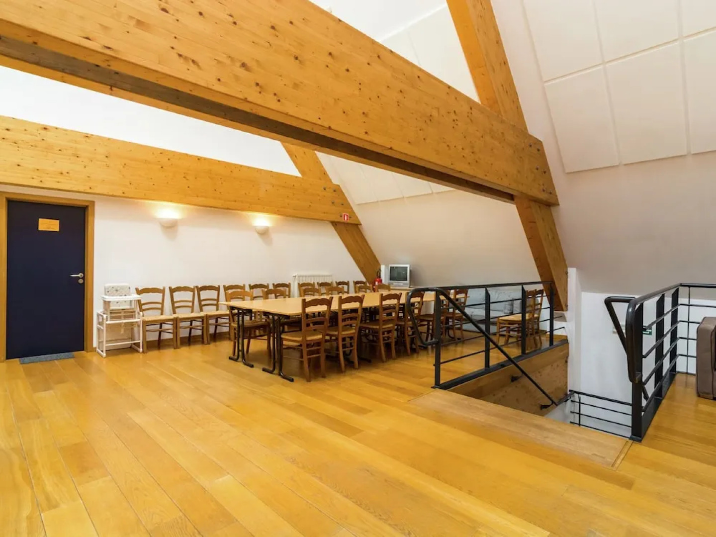 Beautiful Building, With Separate Apartments, Perfect for Family Celebrations