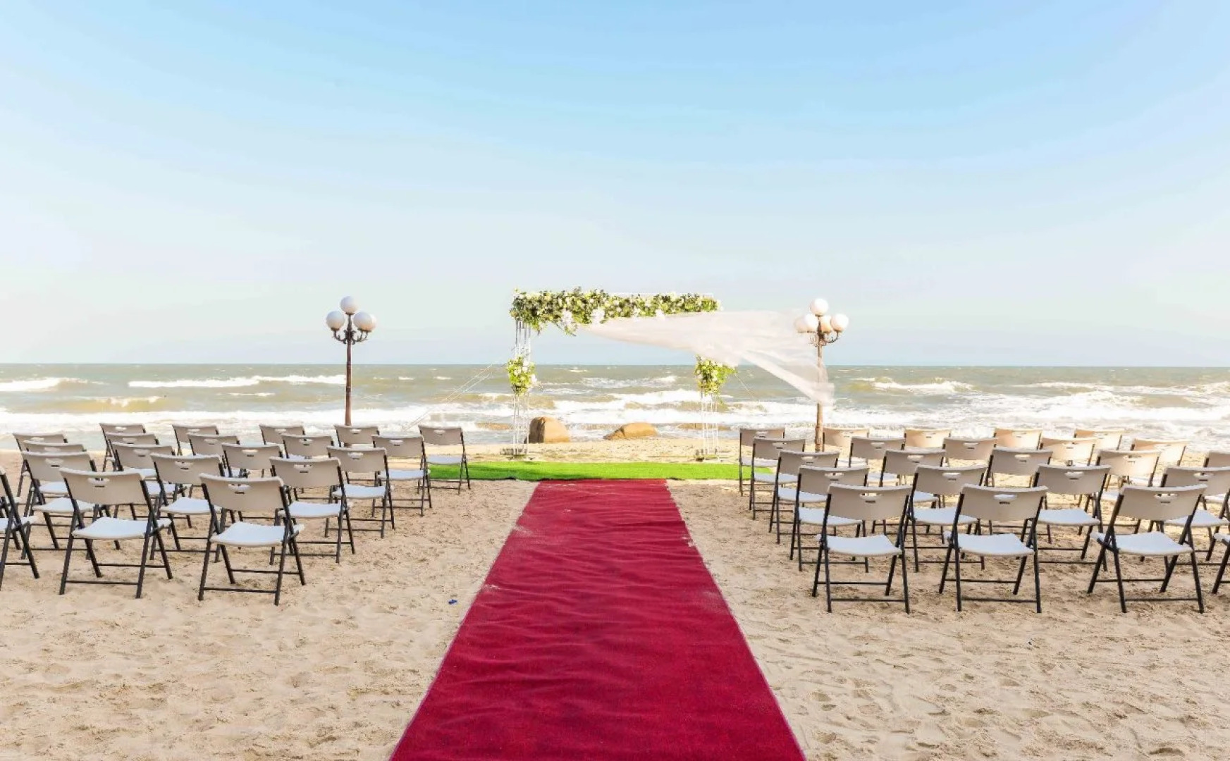 Lan Rung Beach Resort