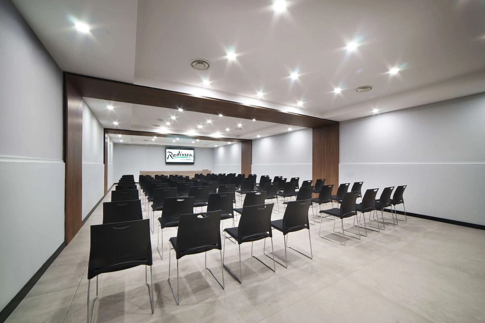 Radisson Hotel Nola Naples