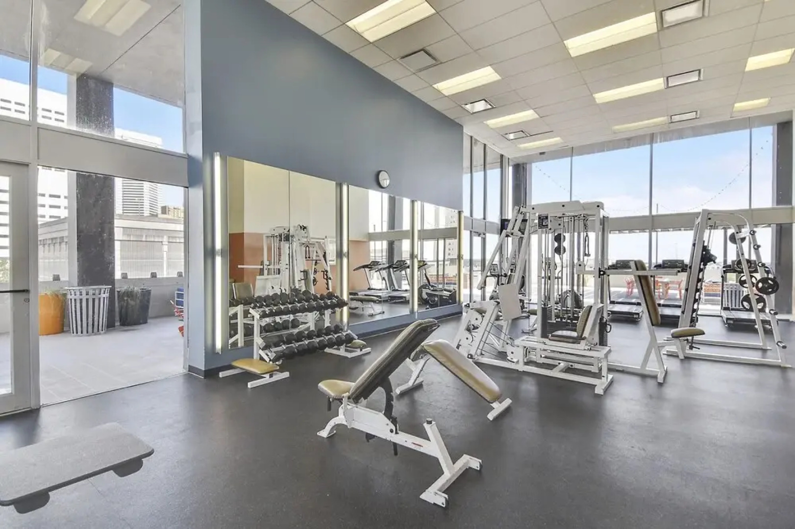 Stay Alfred on Fannin Street