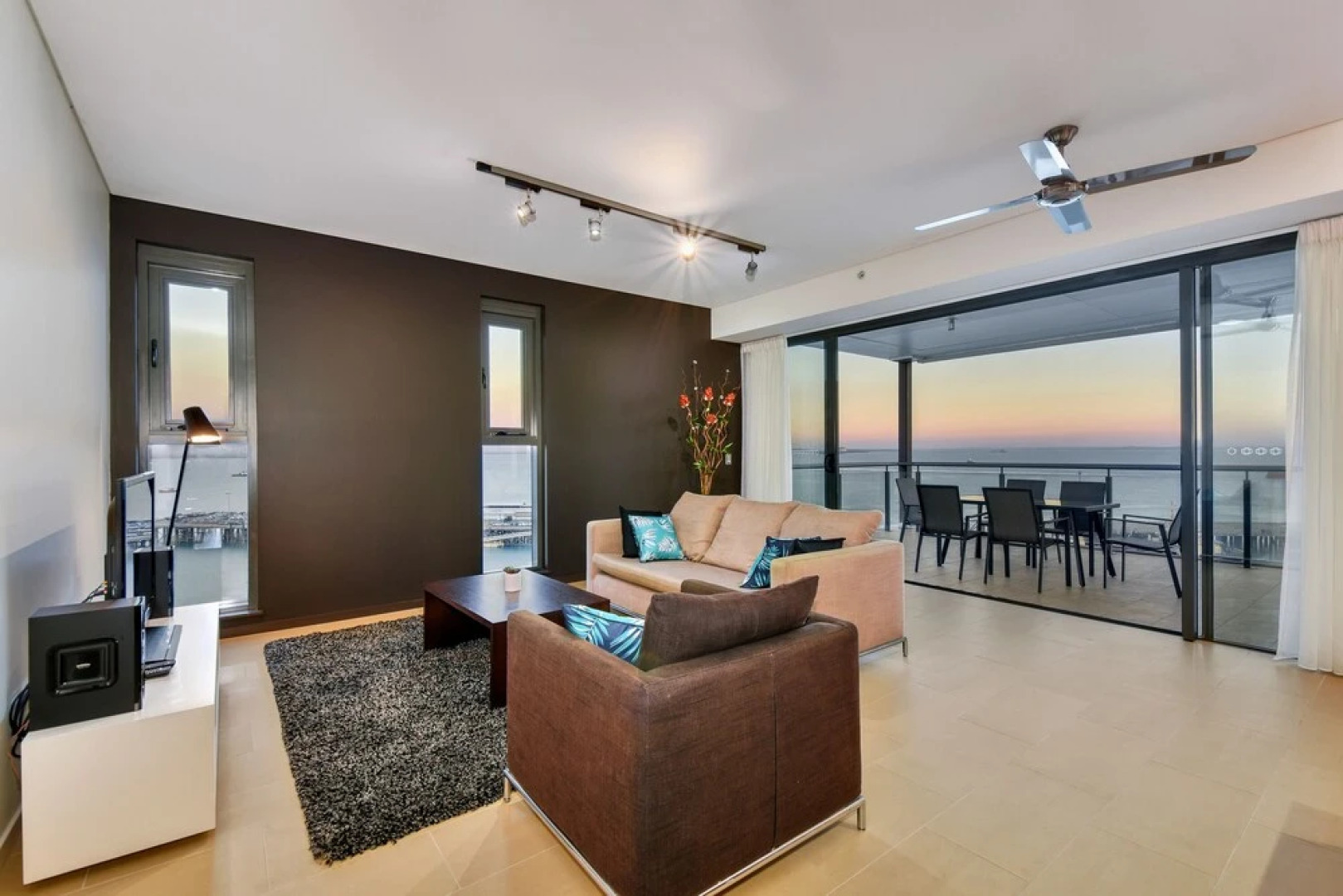 Astra Apartments CBD Darwin Waterfront
