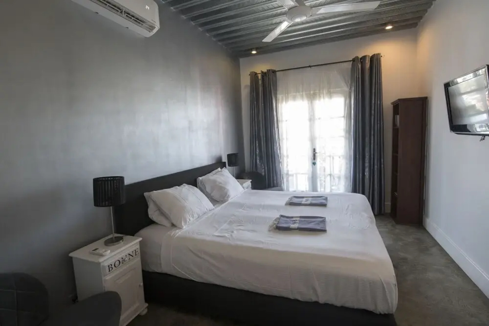 PM78 Boutique Apartments