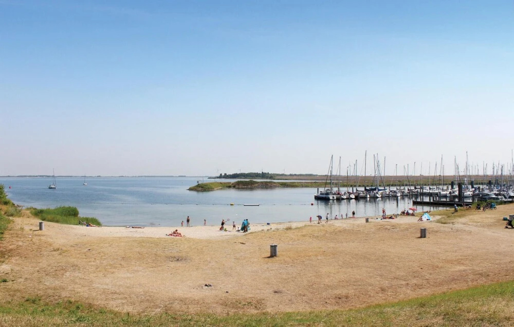 Amazing Home in Bruinisse With Wifi and 2 Bedrooms