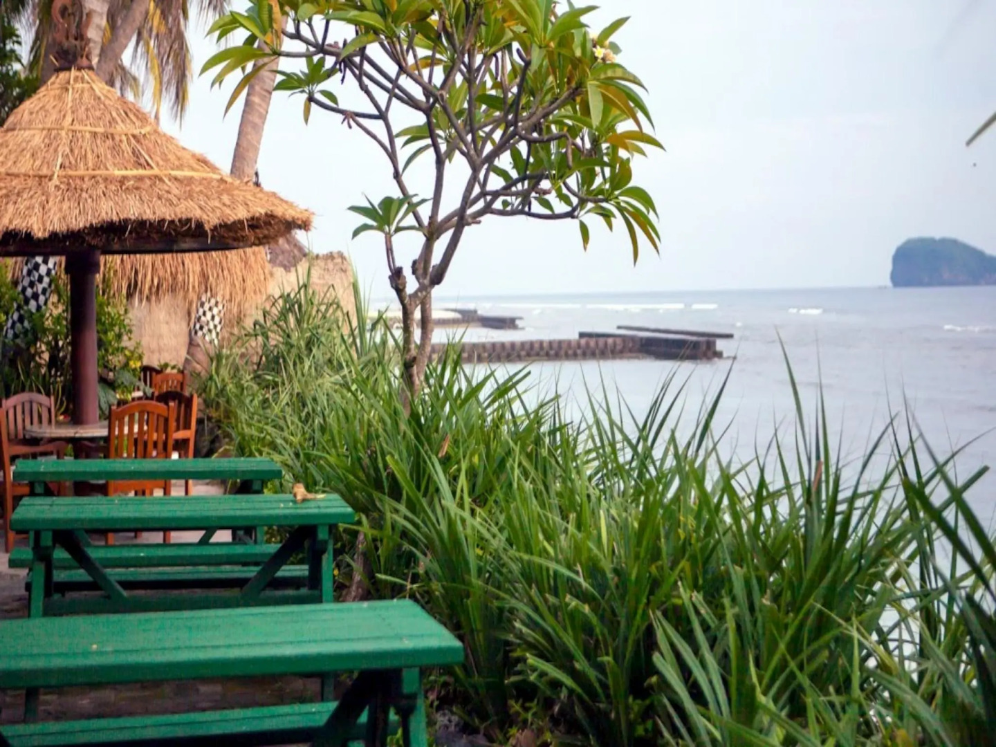 Puri Pandan Restaurant & Bungalows