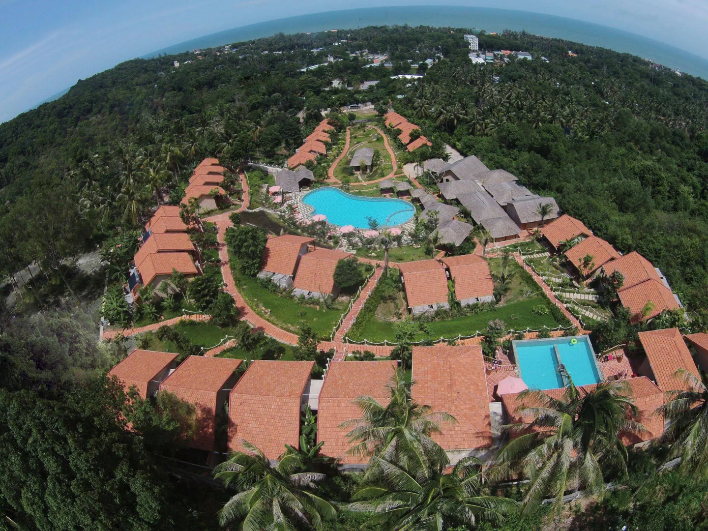 Daisy Resort