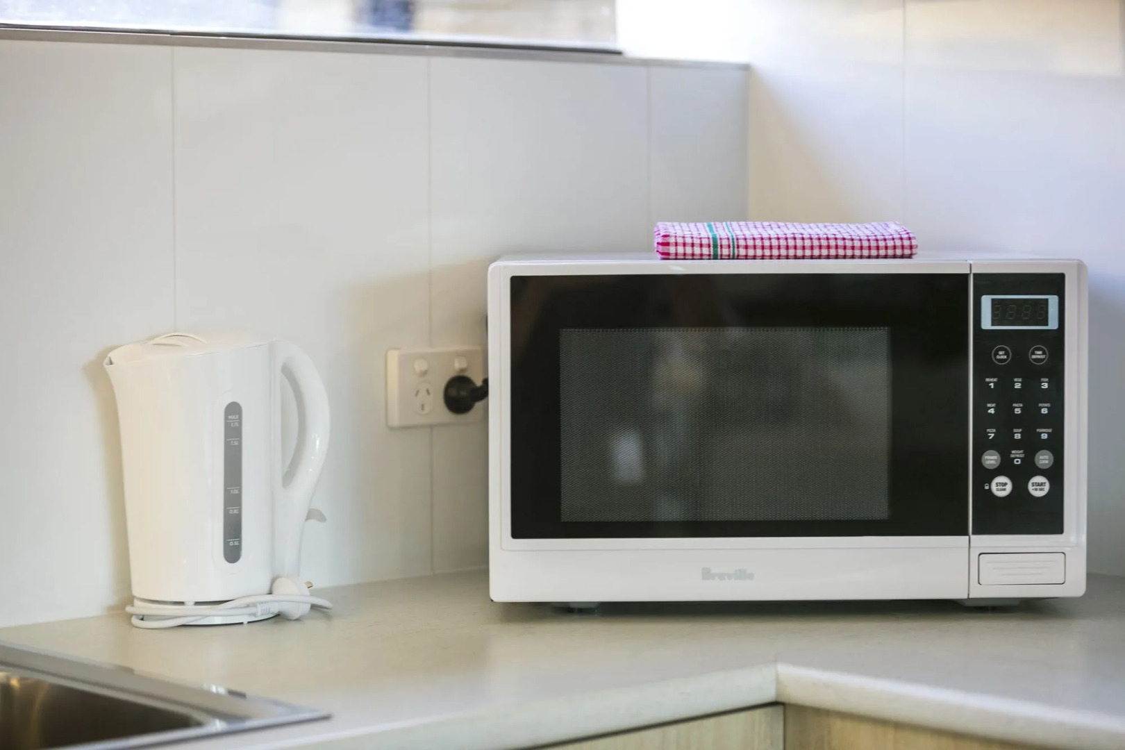 Nightcap at Kawana Waters Hotel