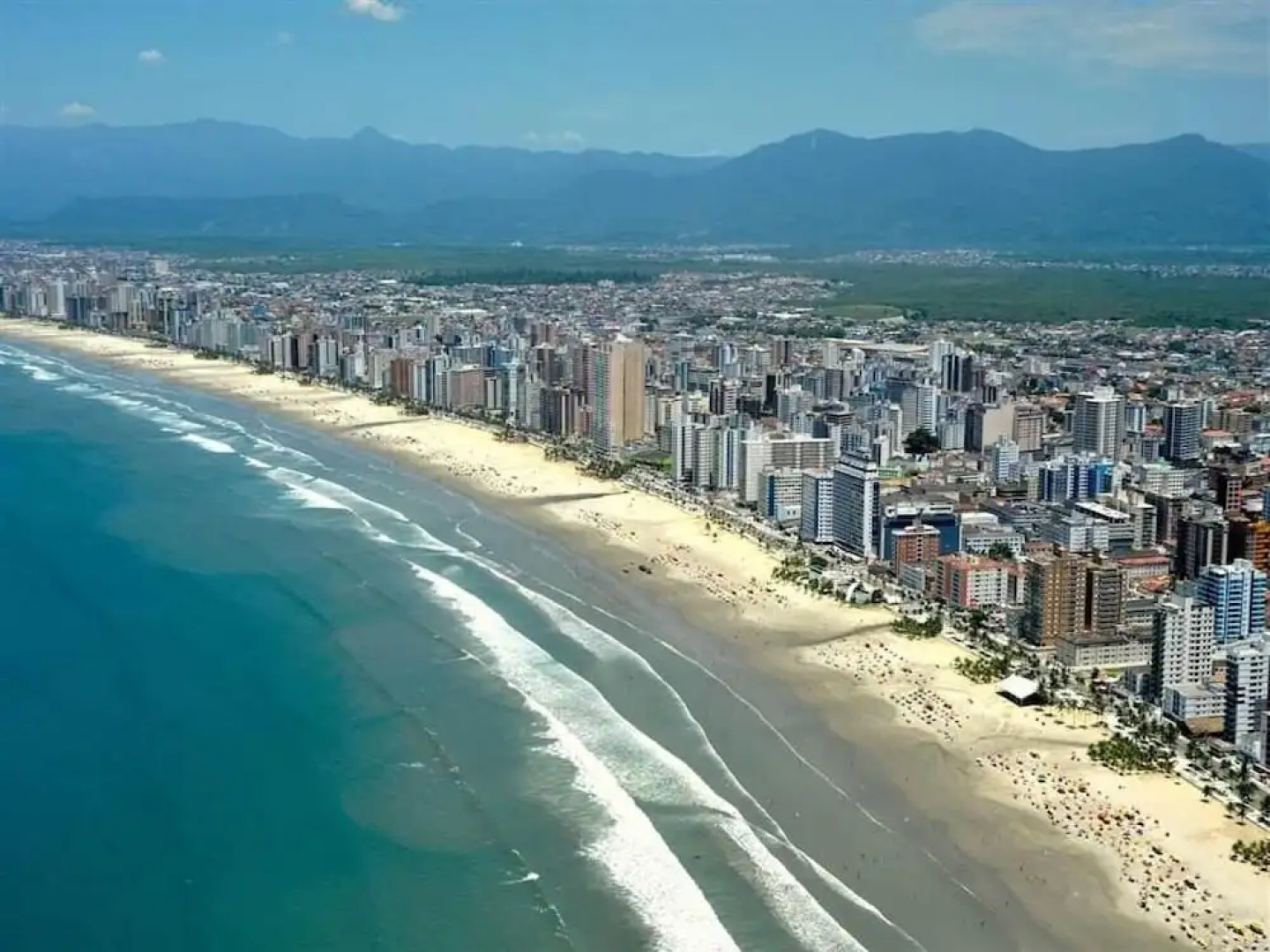 Apartamento Mobiliado na Praia