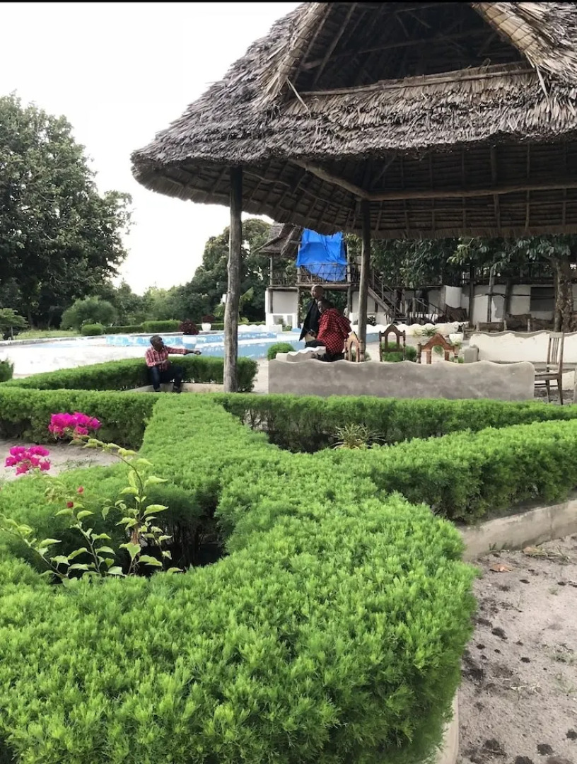 Sea Front Mafia Lodge