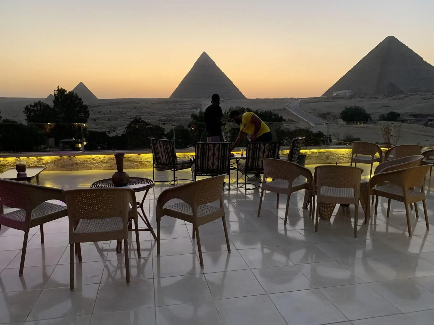 Sahara Pyramids Inn