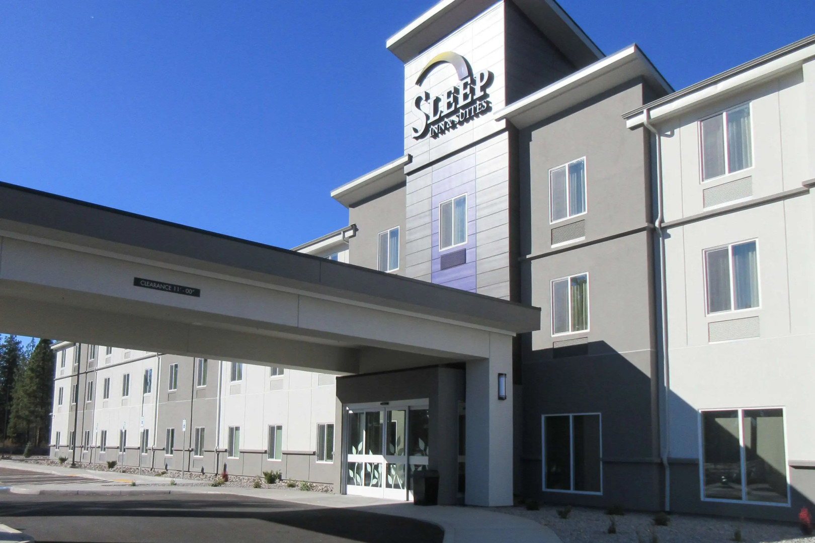 Sleep Inn & Suites