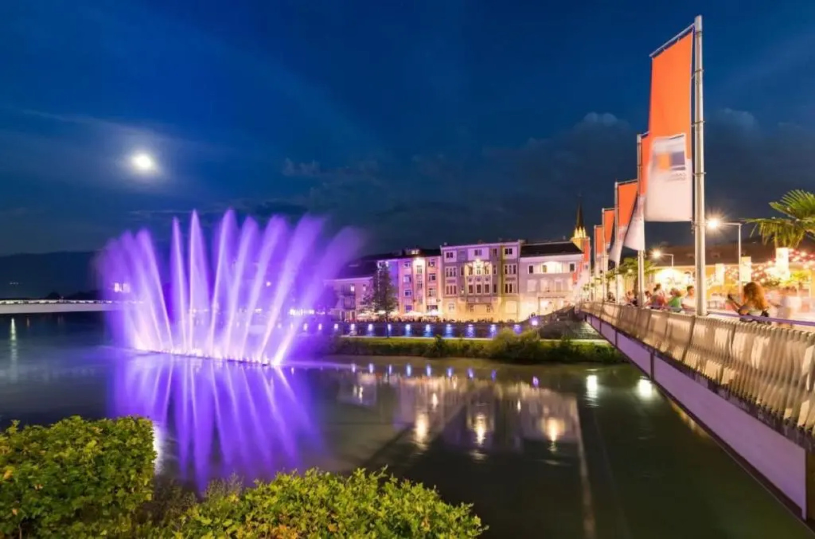 Hostel Lovely rooms in the city center of Villach, shared Bathroom, windows to corridor