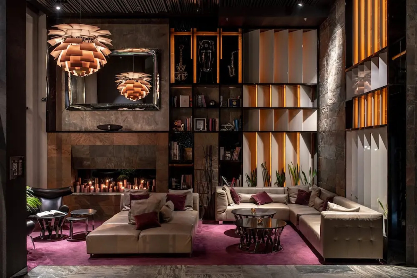 Дизайн-отель 11 Mirrors