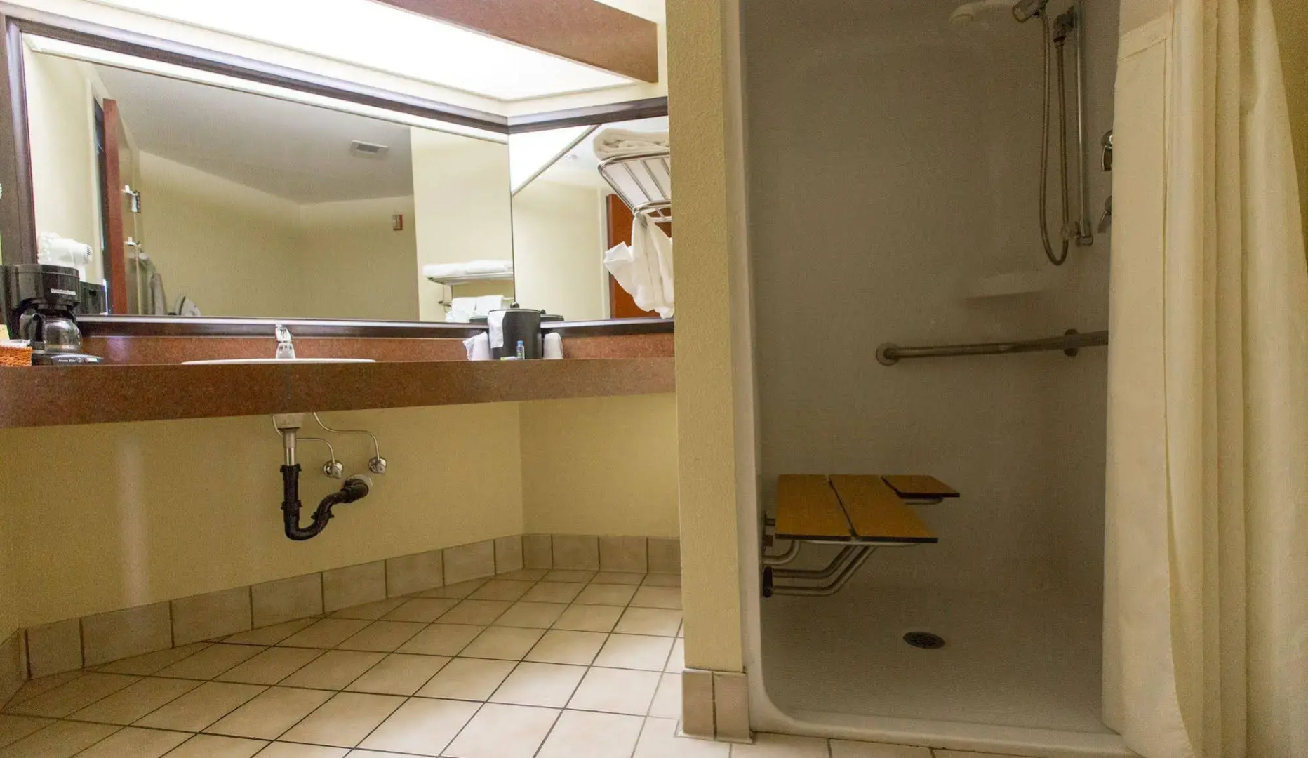 Portlander Inn and Marketplace