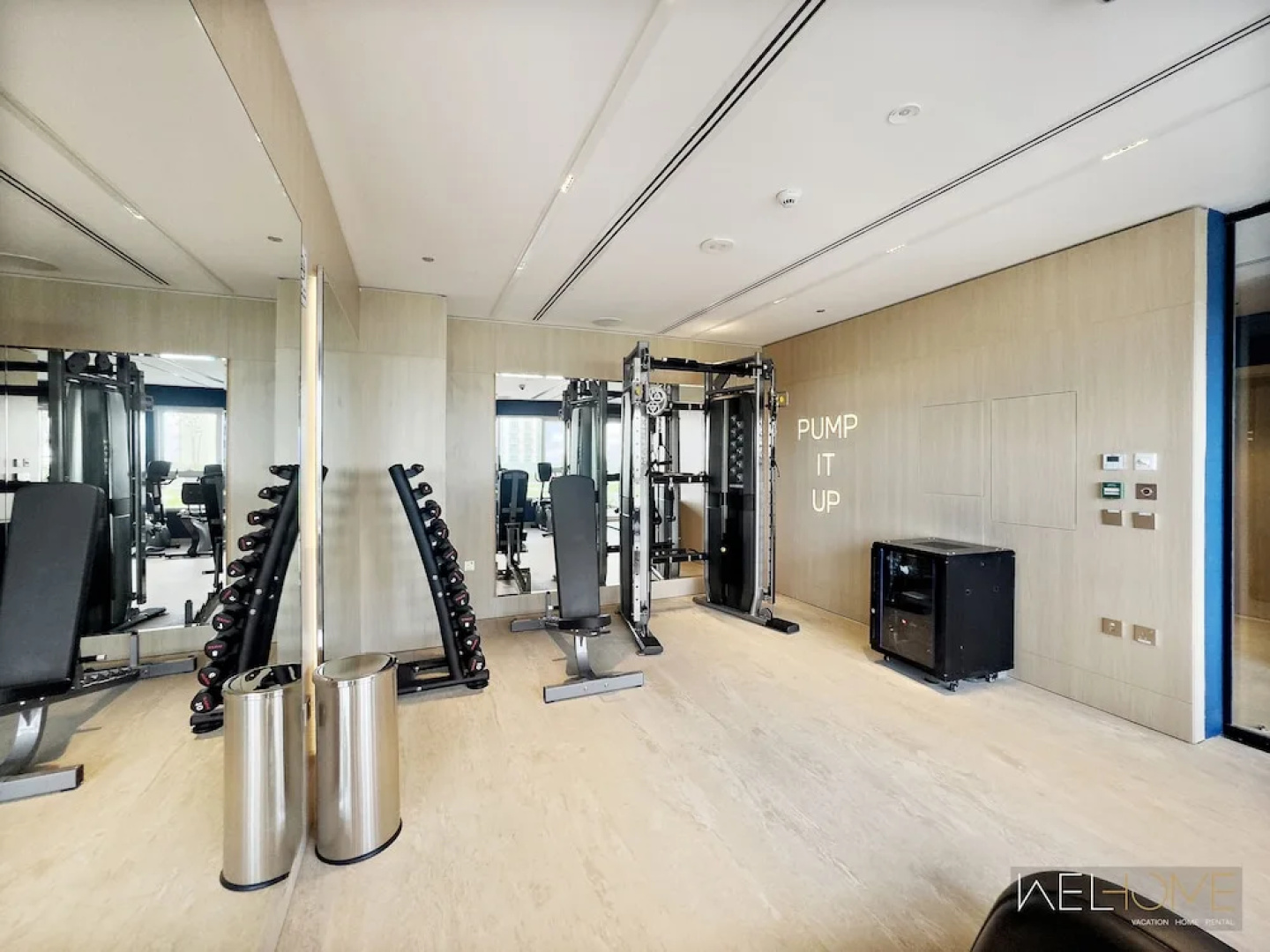 WelHome - Breathtaking View 1BR Apt in Damac Hills 2