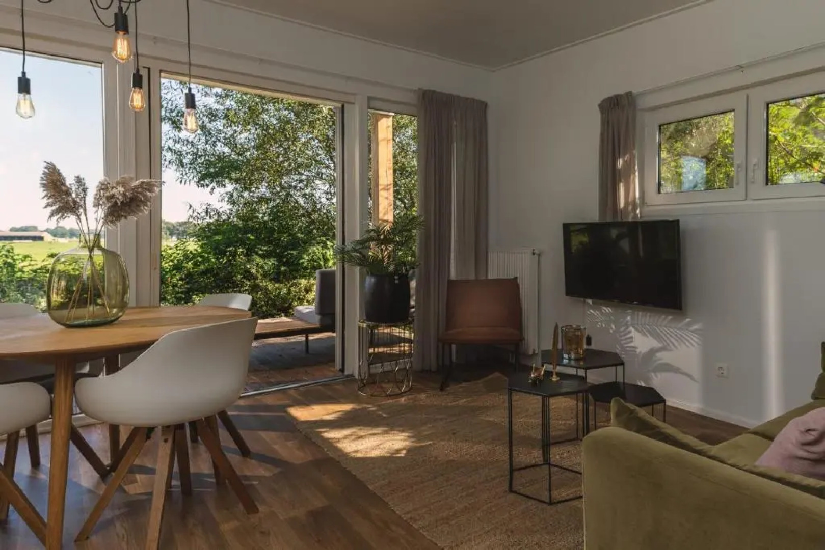 Panorama Lodge met hottub 4p