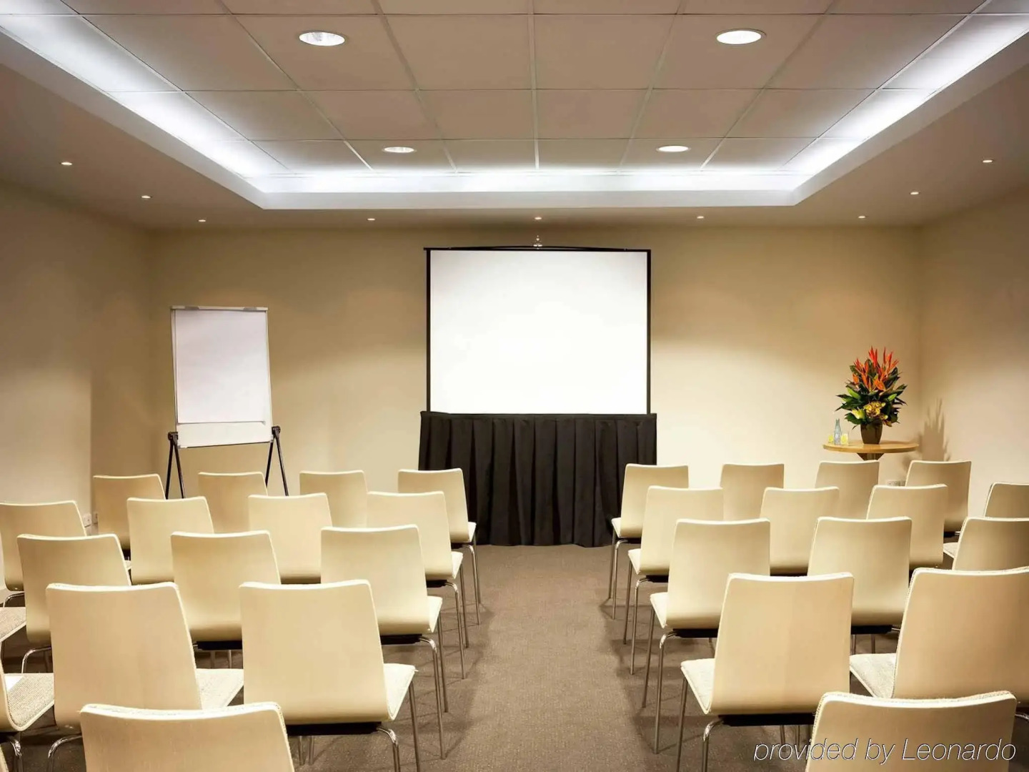 DoubleTree by Hilton Hotel Melbourne - Flinders Street