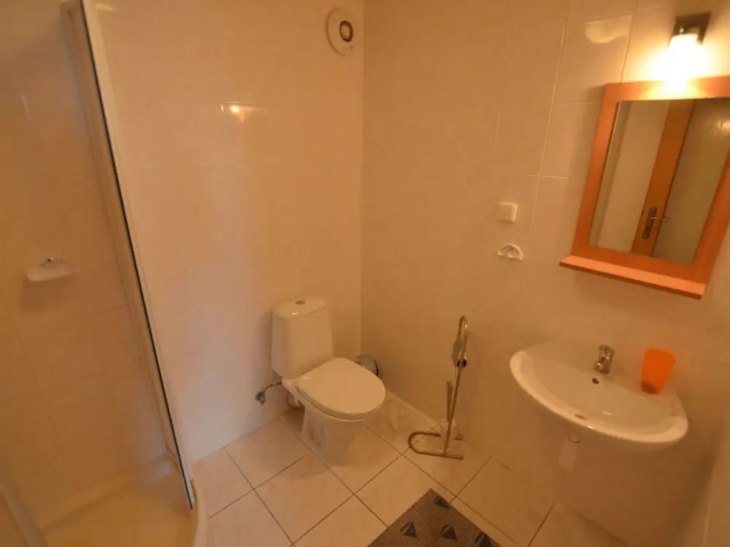 Apartment House in the Ore Mountains, Only 1km From the Valley Station / Loucná - Keilberg /