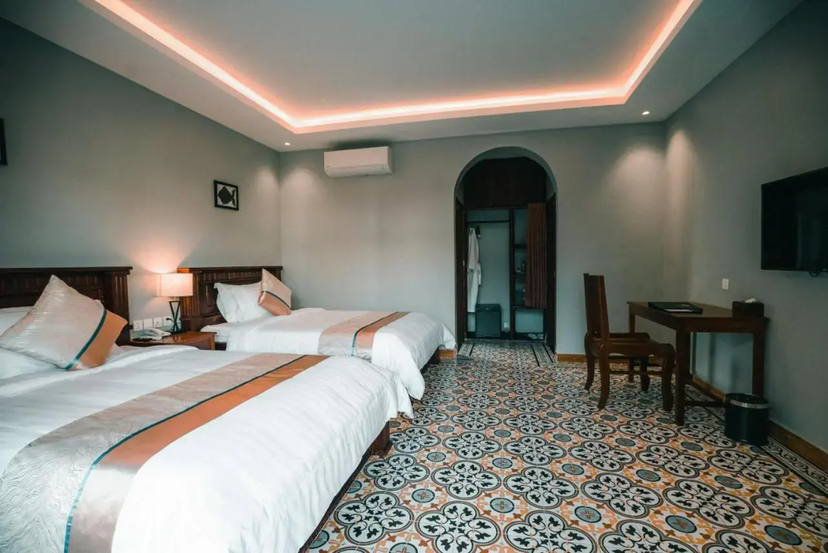 Sokchea Kampot Hotel