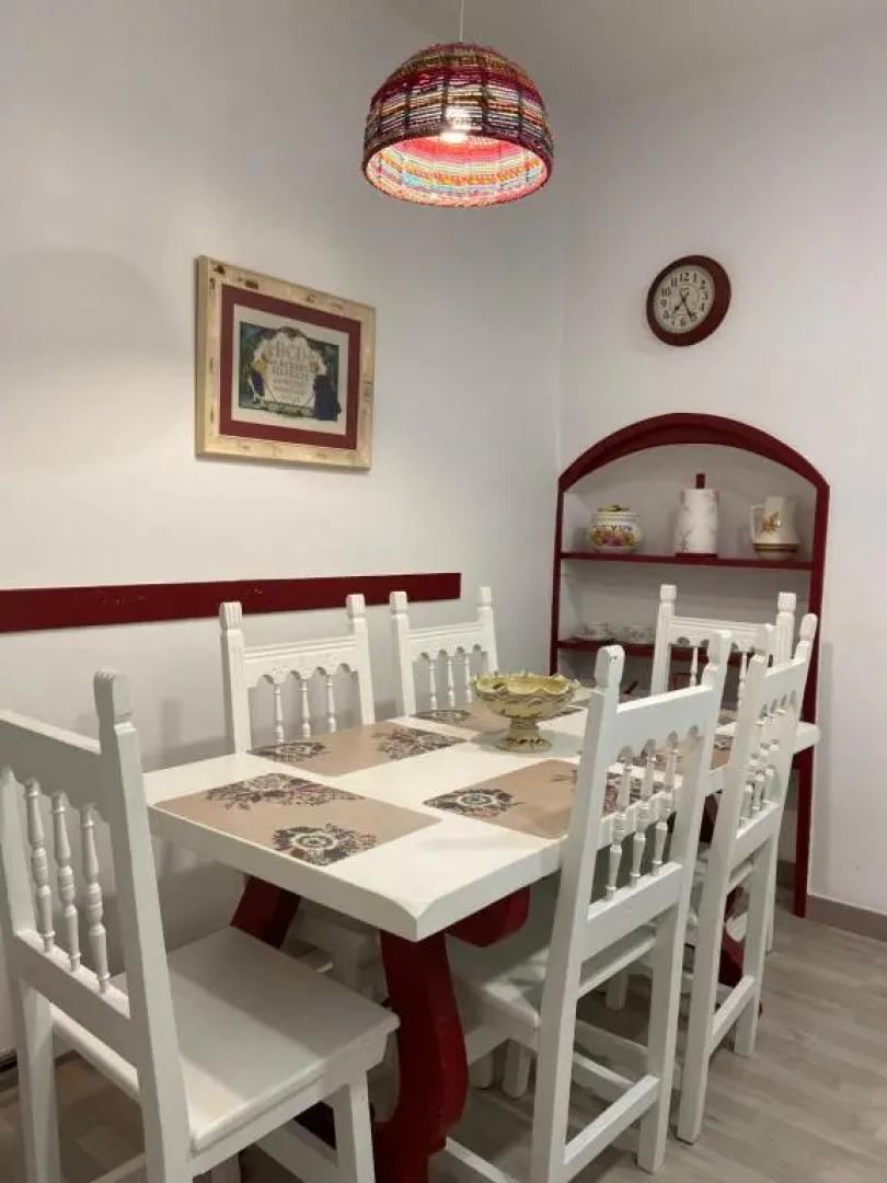 PLENO CENTRO COMILLLAS-3 Hab, 2 Baños