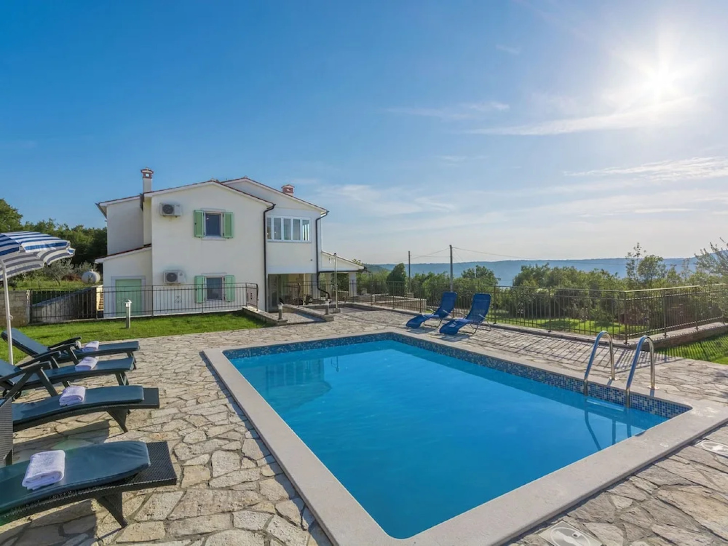 Spacious Holiday Home with Beautiful Sea View From All Parts of the House