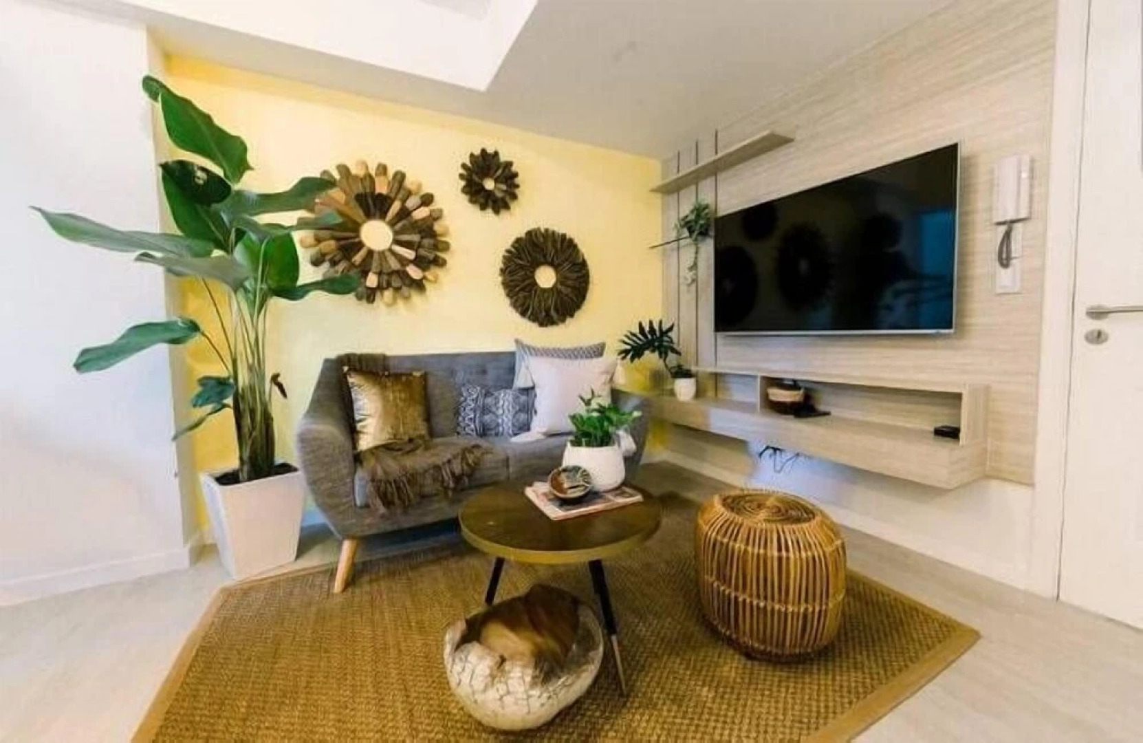 Azure Urban Resort by Adam's Crib