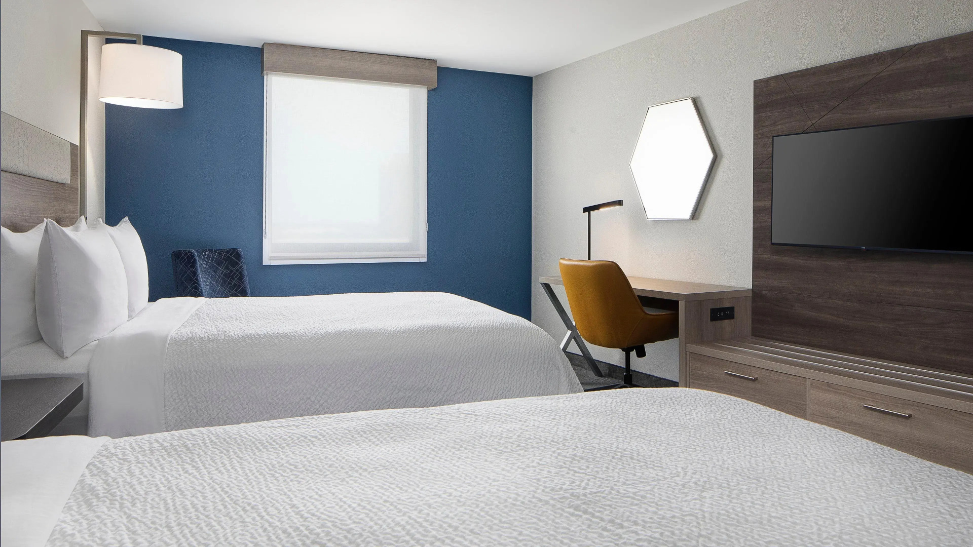 Holiday Inn Express Dallas Medical-Market Center by IHG