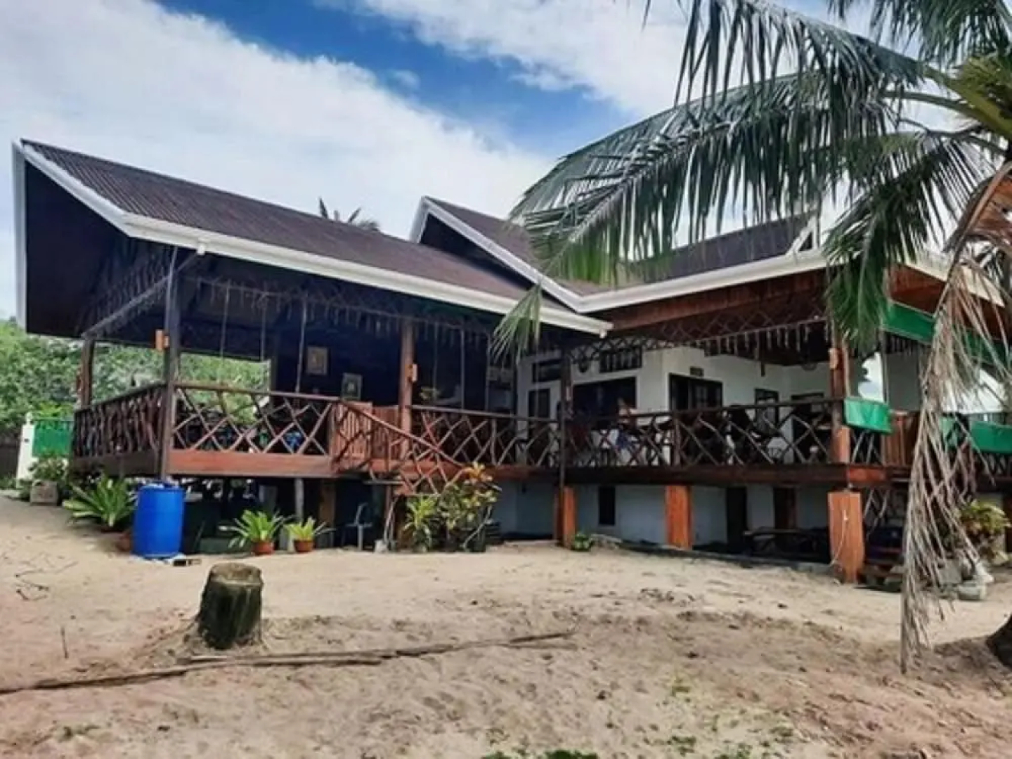 Parrots Boutique Resort