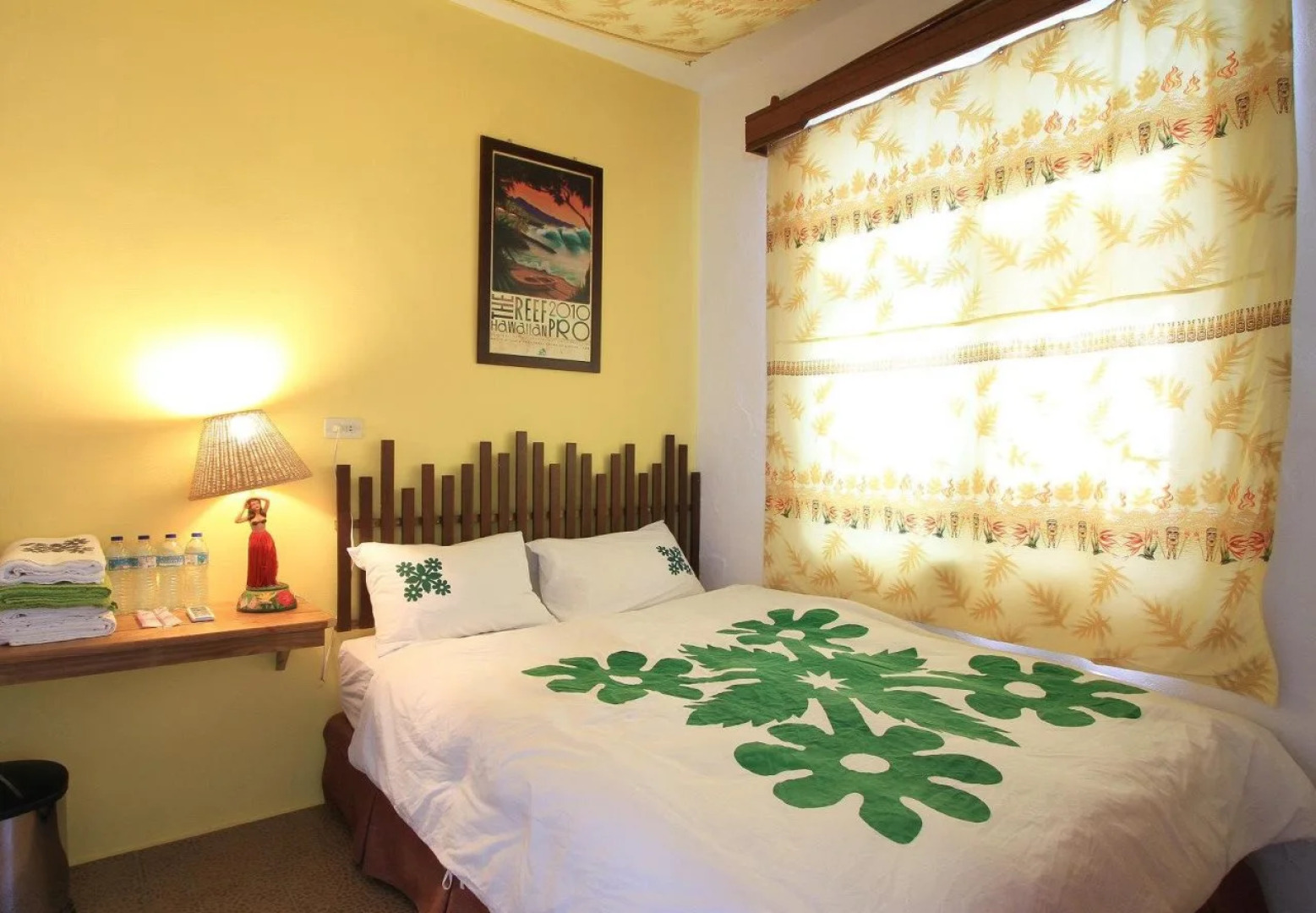 Sweet Hale Jialeshuei