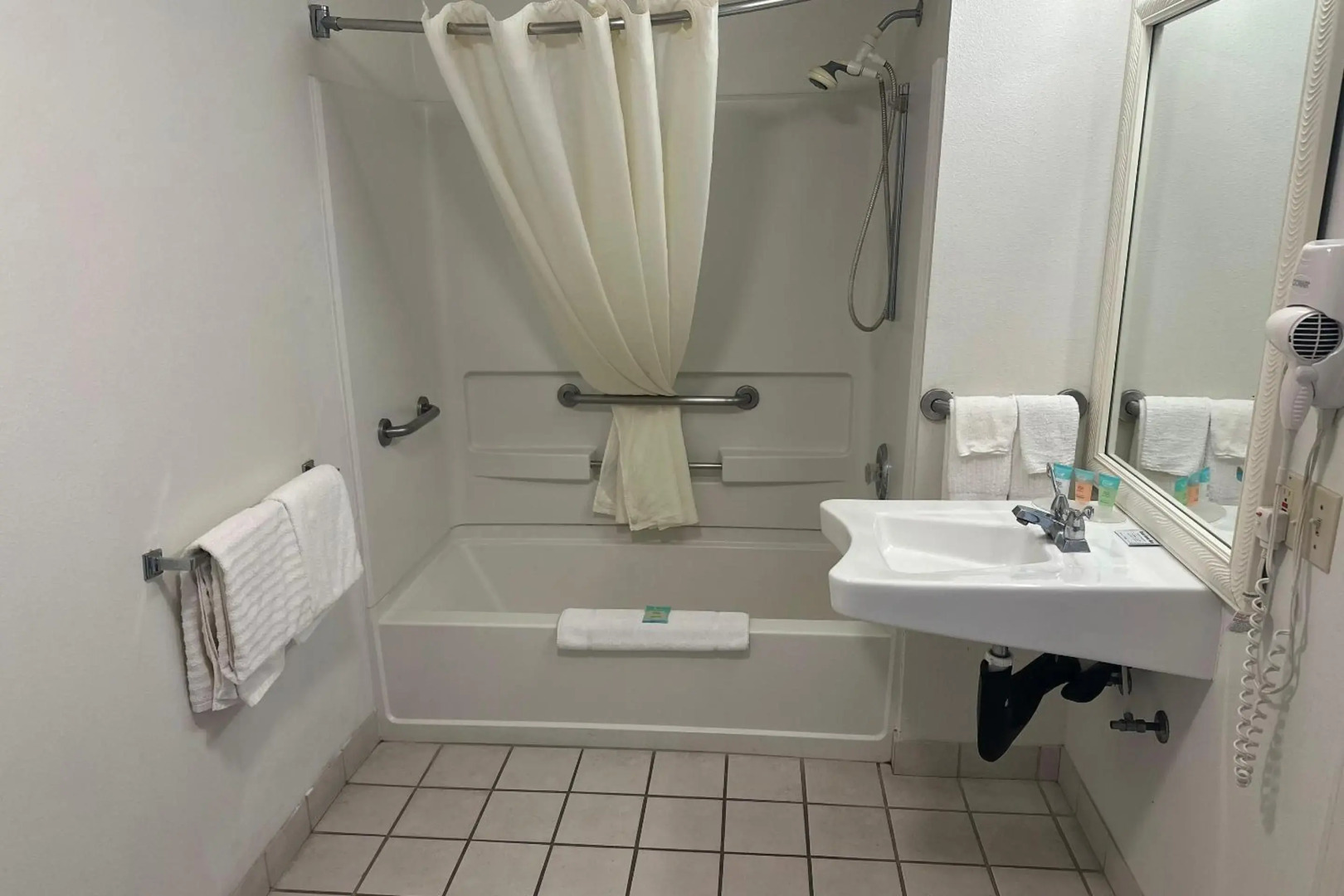 Ocean Paradise Hotel & Resort