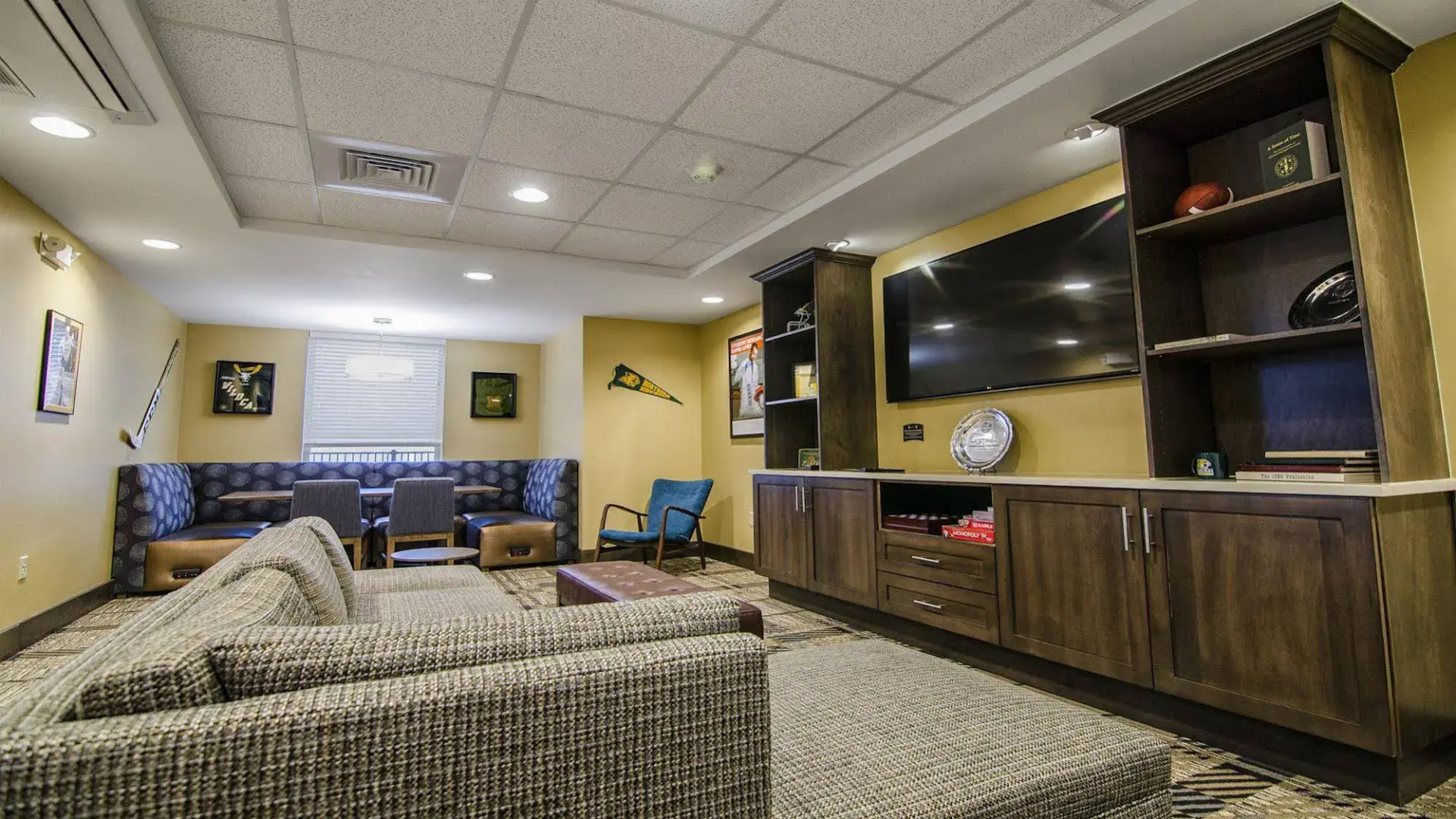 Staybridge Suites Marquette by IHG