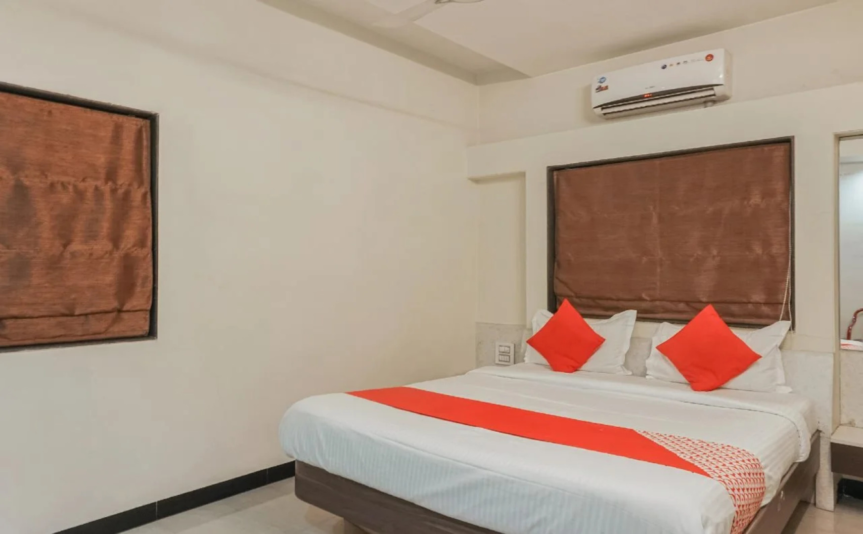 Hotel Rajshree By OYO Rooms