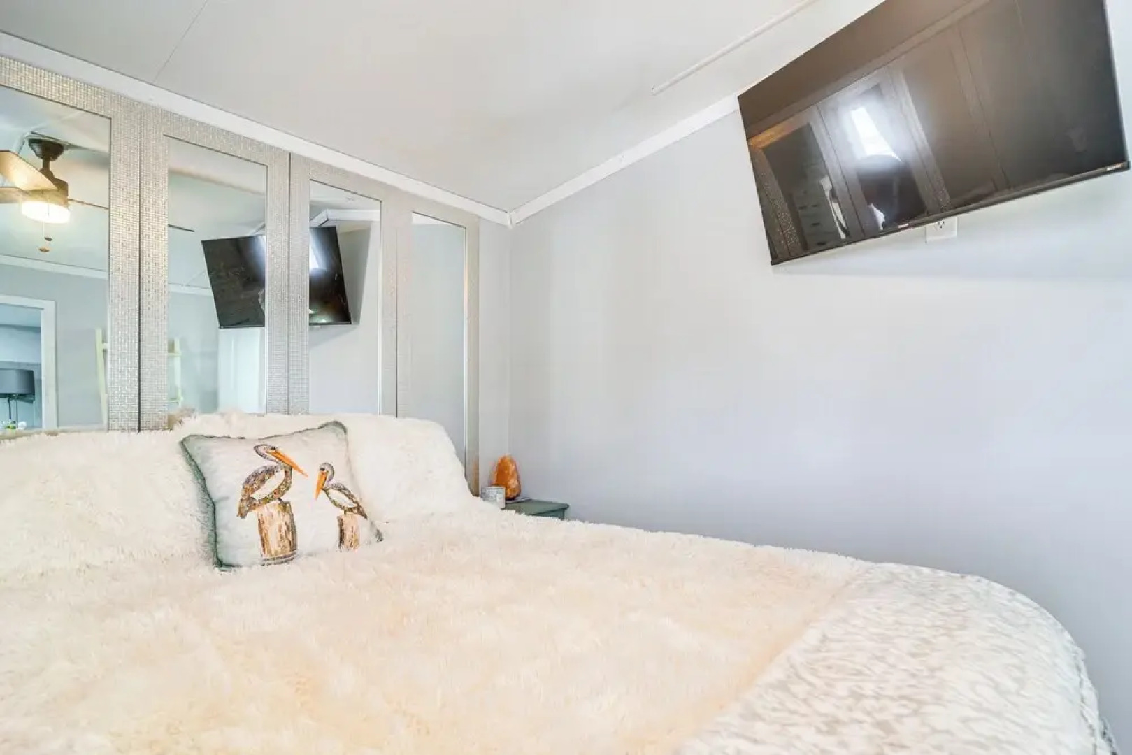 10 Mi to Beaches: Home w/ Pool Access in Largo!