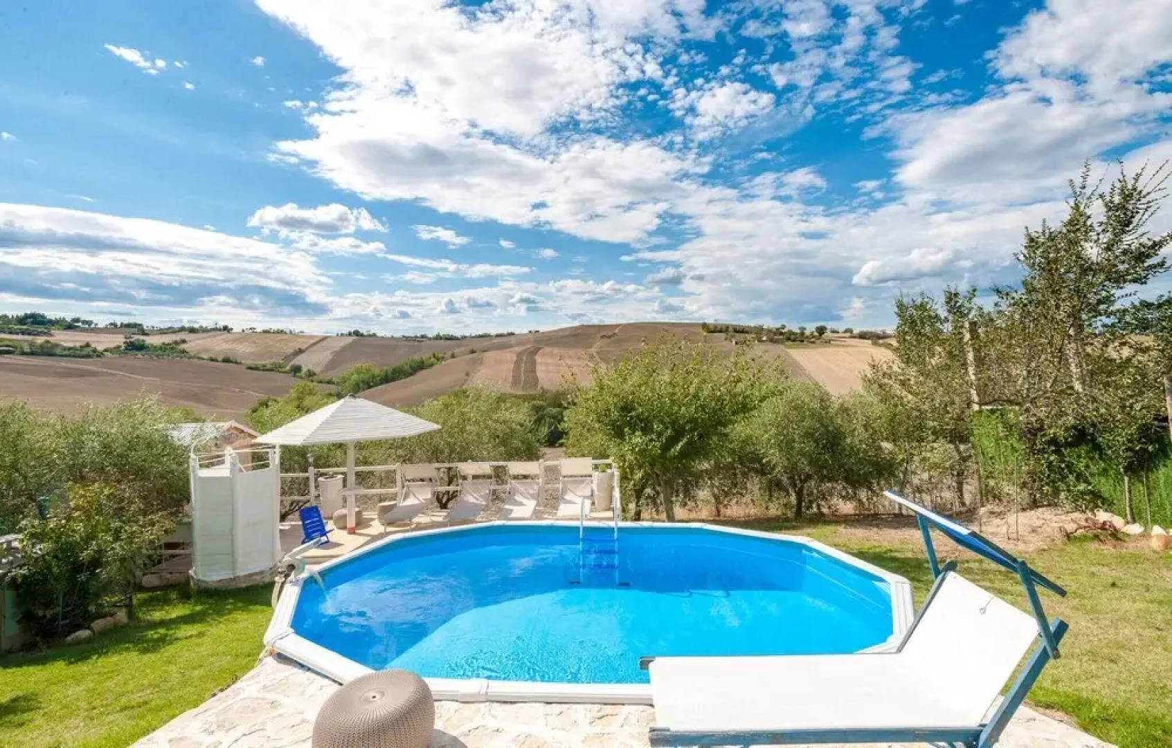 Stunning Home in Arcevia With 2 Bedrooms, Wifi and Outdoor Swimming Pool