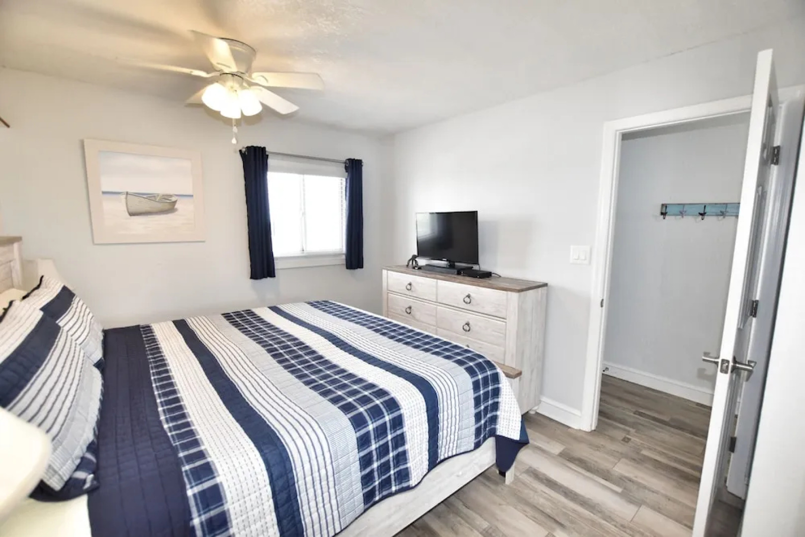 0903 Waters Edge Resort 1 Bedroom Condo by Redawning