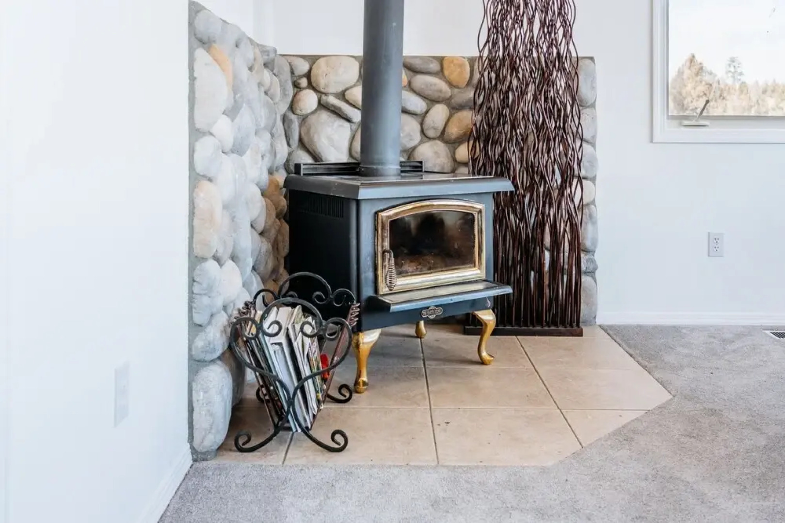 Tailwinds Farm, Secluded On The River, Amazing Views 4 Bedroom Home by Redawning